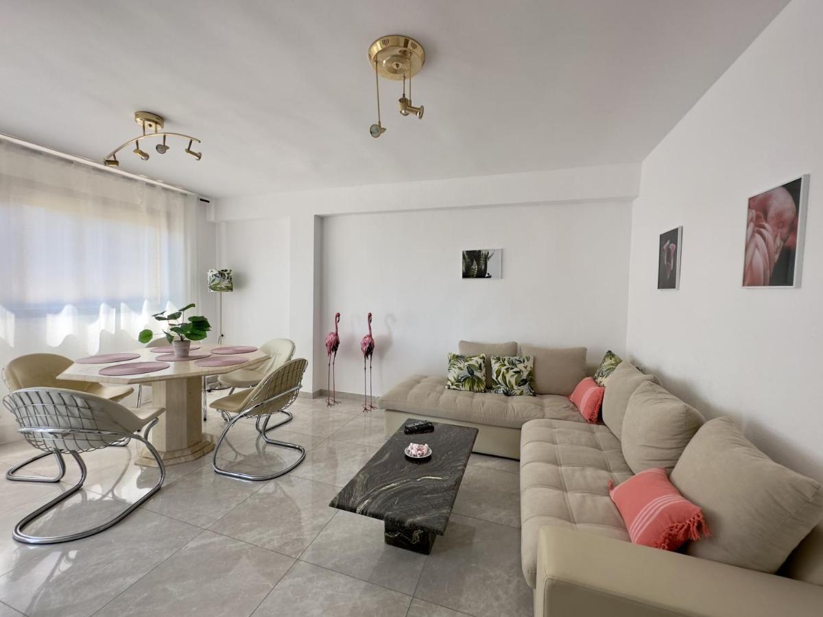 Calanyas Sea View Apartment เบนิดอร์ม ภายนอก รูปภาพ