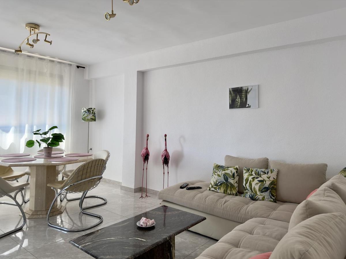 Calanyas Sea View Apartment เบนิดอร์ม ภายนอก รูปภาพ