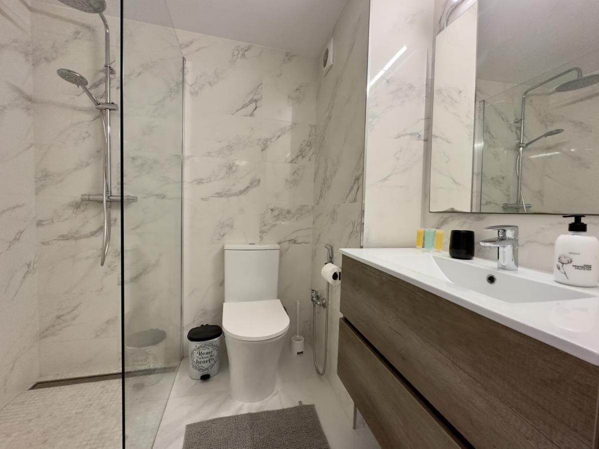 Calanyas Sea View Apartment เบนิดอร์ม ภายนอก รูปภาพ